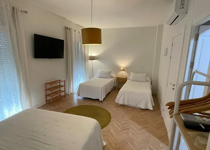 Nieves Centro Чипиона